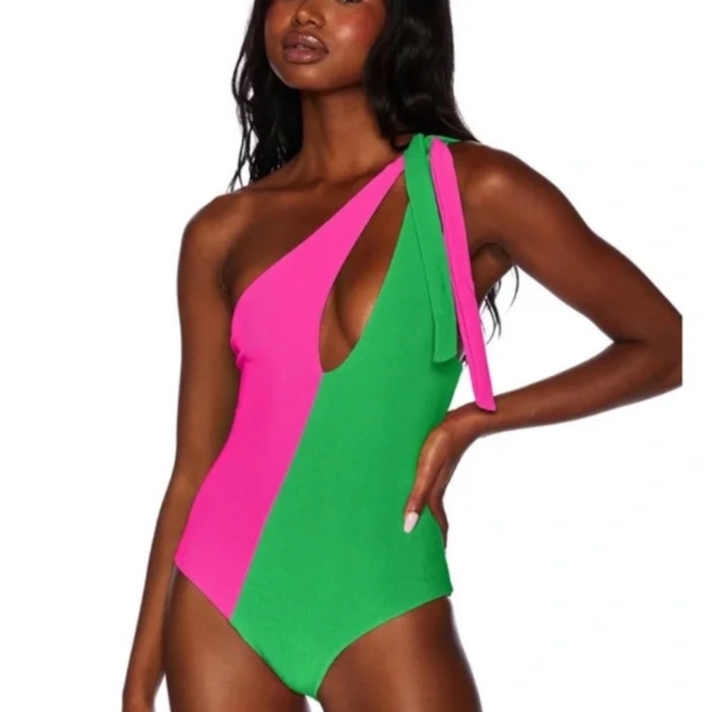 Beach Riot Nia One Piece Swimsuit - Picture 2 of 5